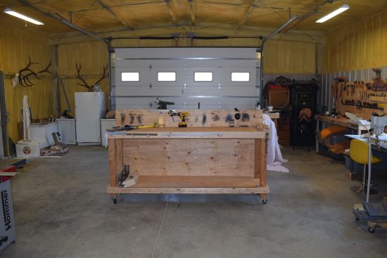 2016 July 26 13 work bench.jpg